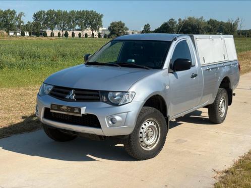 Mistubishi L200 2.5 DID 4WD AIRCO NAVI HARDTOP RADIO GARANTI, Auto's, Mitsubishi, Bedrijf, Te koop, L200, 4x4, ABS, Airbags, Airconditioning