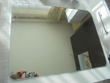 Miroir 45x60cm beschikbaar voor biedingen