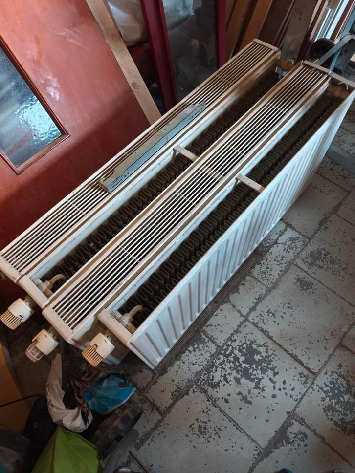 4 radiatoren merk "Brugman" met onderaansluiting, Bricolage & Construction, Chauffage & Radiateurs, Enlèvement