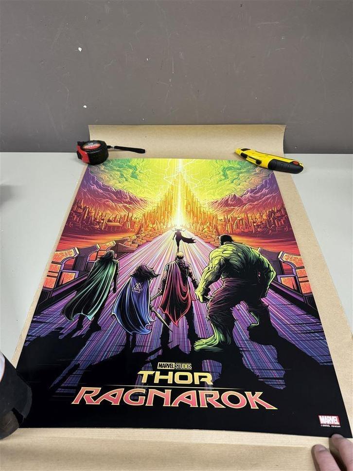 Thor Ragnarok Limited Edition - Dan Mumford - poster, Verzamelen, Posters, Nieuw, Ophalen of Verzenden