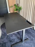 IKEA bureau. 160x80. Zwart. Zeer zeer goede staat., Huis en Inrichting, Bureaus, Ophalen, Zo goed als nieuw, Bureau