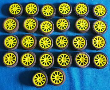 Lot van JConcepts Rulux velgen met banden (diverse merken) beschikbaar voor biedingen