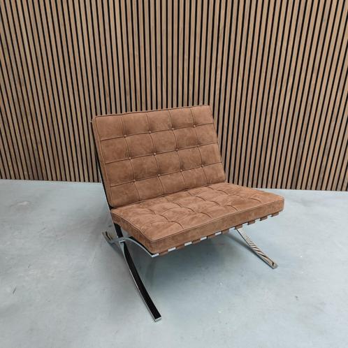 Knoll Barcelona chair - Cognac Suede Limited edition, Huis en Inrichting, Fauteuils, Nieuw, Leer, 75 tot 100 cm, 75 tot 100 cm