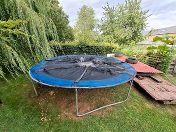Trampoline diamètre 4m20 beschikbaar voor biedingen