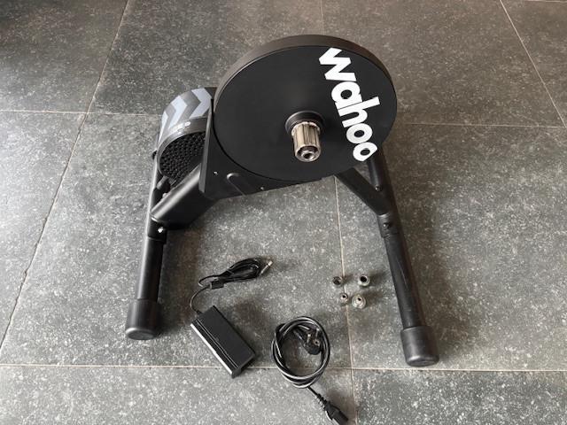 Wahoo kickr core, Sport en Fitness, Wielrennen, Zo goed als nieuw, Ophalen