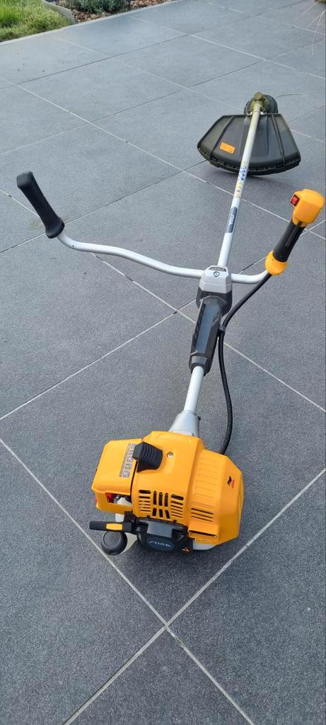 Stiga BC 535 benzine bosmaaier nog 1j. garantie nieuwstaat, Tuin en Terras, Bosmaaiers, Zo goed als nieuw, Benzine, 30 tot 50 cm