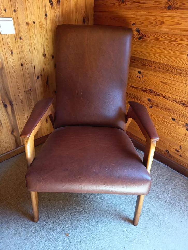 Lederen stoel, Huis en Inrichting, Stoelen, Ophalen