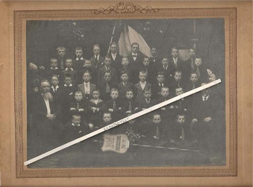 Antwerpen-1917-Grote foto-Jongensschool-Nr-7-Marktgravelei, Verzamelen, Foto's en Prenten, Gebruikt, Foto, Overige onderwerpen