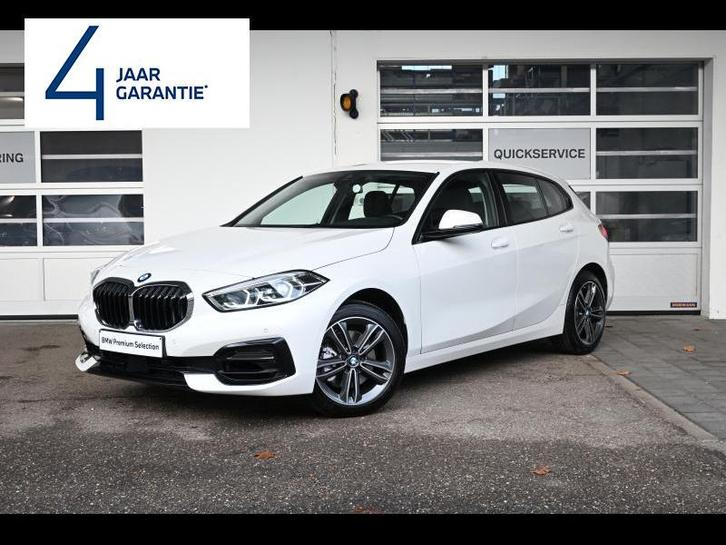 BMW Serie 1 116 SPORTLINE - AUTOMAAT - NAVI, Autos, BMW, Série 1, Airbags, Bluetooth, Cruise Control, Peinture métallisée, Système de navigation