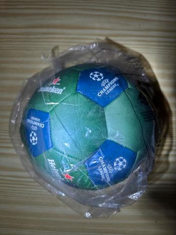 Ballon de Foot Neuf Champions League uefa Heineken beschikbaar voor biedingen