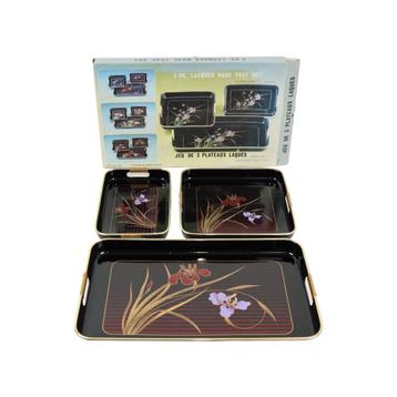 Vintage Set van 3 Gelakte Zwarte Nest Dienbladen Bloemen Jap beschikbaar voor biedingen