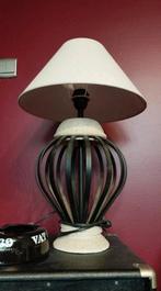 Magnifique lampe en acier et effet pierre, Maison & Meubles, Enlèvement, Utilisé, Métal, 50 à 75 cm