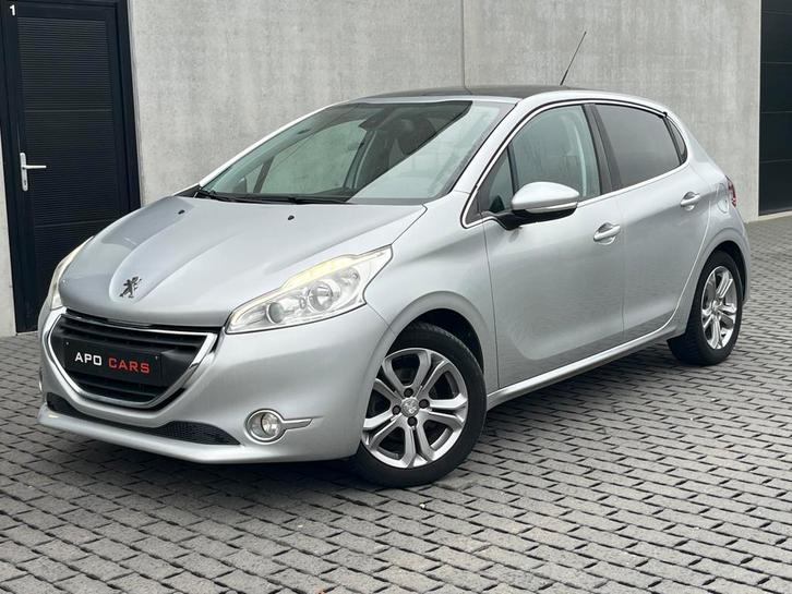 Peugeot 208 1.2 Allure 2015 93.000km, Auto's, Peugeot, Bedrijf, Te koop, ABS, Airbags, Airconditioning, Bluetooth, Boordcomputer