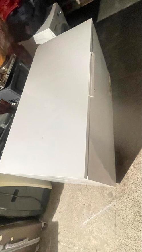 congélateur bahut Electrolux 420L bon etat !, Elektronische apparatuur, Vriezers en Diepvrieskisten, Refurbished, Tussenbouw, Vrieskast