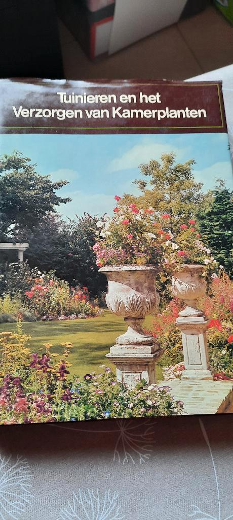 Tuinboek., Livres, Maison & Jardinage, Utilisé, Enlèvement