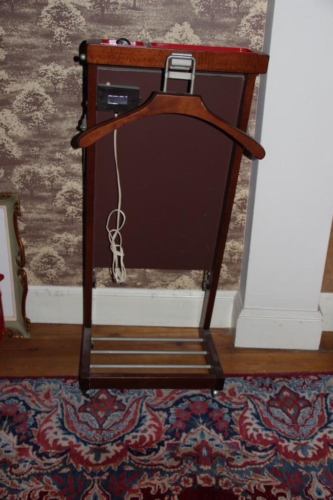 Reguitti elektrische broekpers / valetstandaard in hout, Antiek en Kunst, Antiek | Overige Antiek, Ophalen