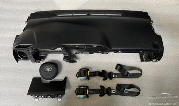 Airbag set dashboard gordels Toyota Yaris model 2016-2020   beschikbaar voor biedingen
