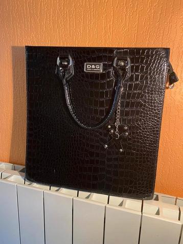 Sac femme  beschikbaar voor biedingen