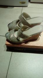 dames slippers maat 39, Ophalen, Zo goed als nieuw, Slippers