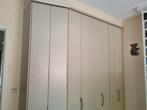 Beige kast in zeer goede staat als nieuw., Ophalen, 200 cm of meer, Met hangruimte, 200 cm of meer