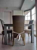 Donkerbruine vierkante keukentafel met 4 rieten stoelen, Huis en Inrichting, Tafels | Eettafels, Ophalen, Gebruikt, Kunststof