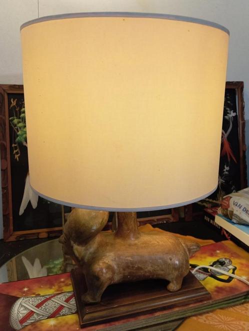 vintage Indonesische lamp met houten voet, Antiek en Kunst, Antiek | Verlichting, Ophalen of Verzenden