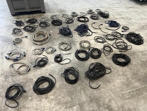 287,5 meter / 51 stuks 4-polige speakerkabels Neutrik, Audio, Tv en Foto, Luidsprekerboxen, Gebruikt, Ophalen