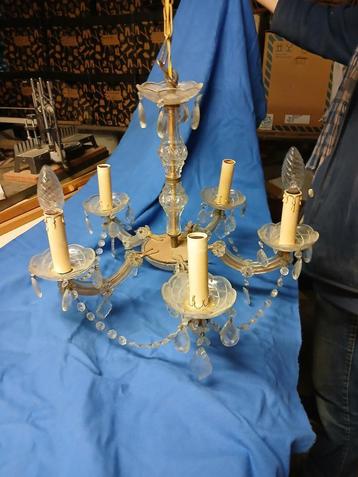 kristallen kroonluchter  beschikbaar voor biedingen