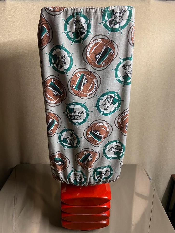 Moderne tafellamp, Huis en Inrichting, Lampen | Tafellampen, Gebruikt, 75 cm of meer, Ophalen