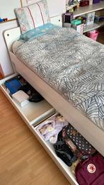 Släkt bed IKEA, Huis en Inrichting, Slaapkamer | Complete slaapkamers, Eenpersoons, Zo goed als nieuw, Ophalen