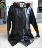 Belle veste en cuir Dija avec col en fourrure (M) €110, -, Vêtements | Femmes, Taille 38/40 (M), Dija, Comme neuf, Noir