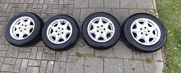 4X Mercedes C-klasse W203 WIELEN + zomerbanden 195/65R15 91H, Auto-onderdelen, Banden en Velgen, Band(en), Zomerbanden, 15 inch
