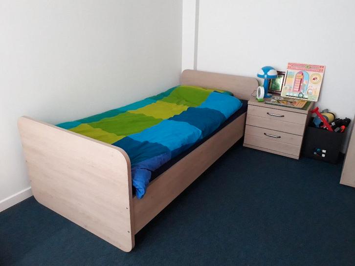 Complete kinderkamer – meegroeibed (Lana), Huis en Inrichting, Slaapkamer | Complete slaapkamers, Gebruikt, Eenpersoons, Ophalen