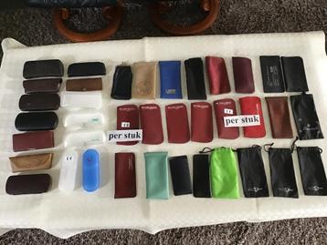 38 brillenkokers aan 1 euro euro per stuk of 2 of 3 euro beschikbaar voor biedingen