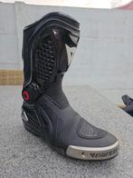 Chaussure de motot Dainese 43., Motos, Vêtements | Vêtements de moto, Enlèvement