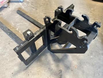 Palletvork CW05 Twin-Lock minigraver beschikbaar voor biedingen