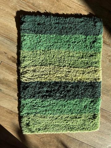 tapis de bain vert