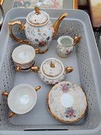 Koffie servies, 6 tassen, koffiekan, melkkan en suikerpot, Antiek en Kunst, Antiek | Servies compleet, Ophalen of Verzenden