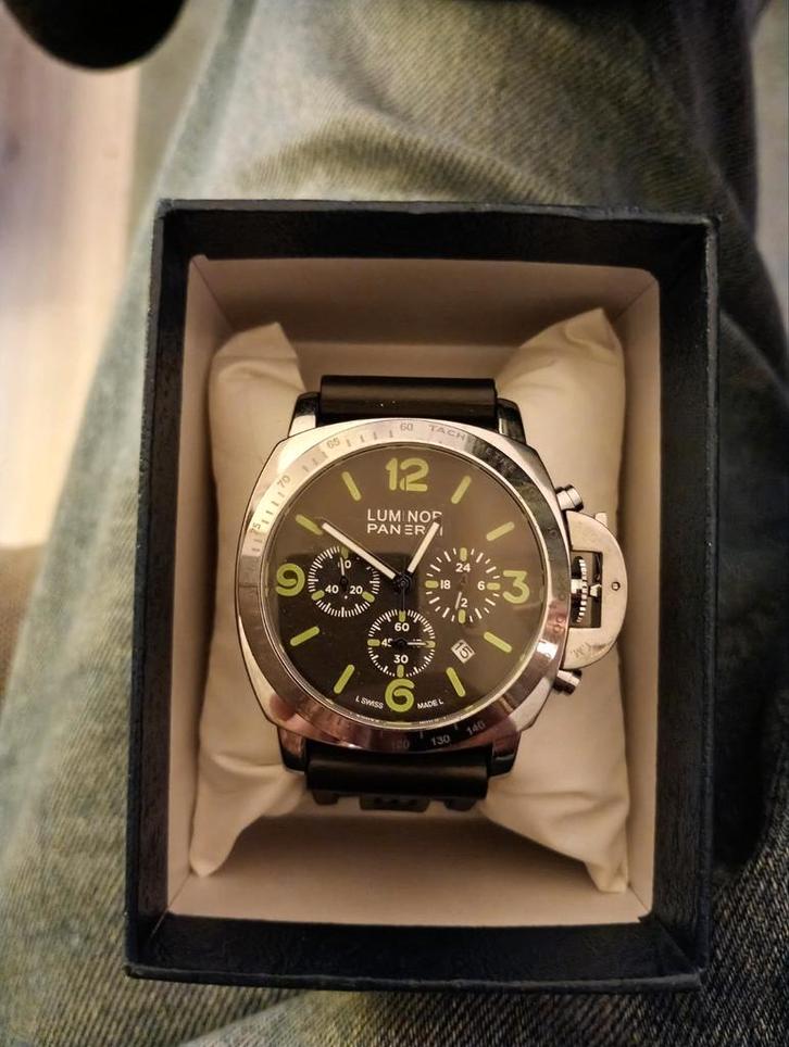 Chronographe PANERAI Luminor, Bijoux, Sacs & Beauté, Montres | Hommes, Neuf, Montre-bracelet, Autres marques, Acier, Autres matériaux