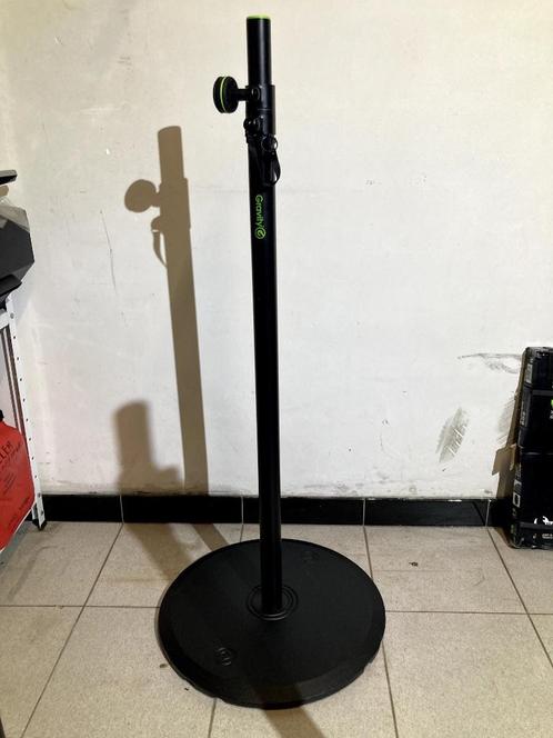 Gravity ronde voetplaat met luidsprekerpaal, Audio, Tv en Foto, Professionele apparaten, Zo goed als nieuw, Audio, Ophalen