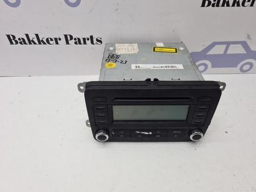 Radio CD Speler van een Volkswagen Golf, Auto-onderdelen, Elektronica en Kabels, Volkswagen, Gebruikt, 3 maanden garantie