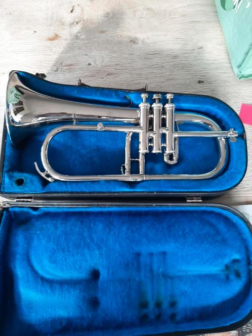 Studiebugel made in C.E.R, Muziek en Instrumenten, Blaasinstrumenten | Trompetten, Gebruikt, Overige typen, Met koffer, Ophalen
