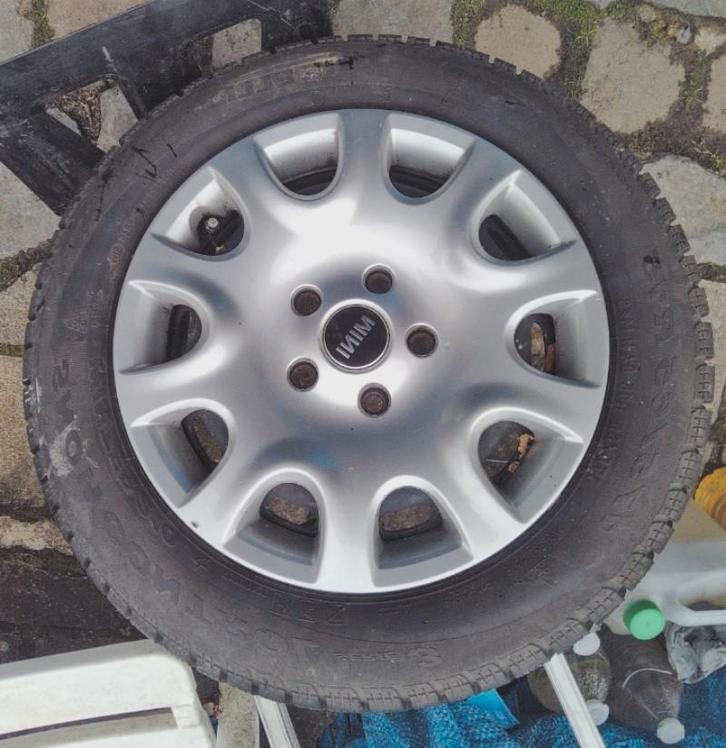 Pneus MINI, Auto diversen, Autosport-onderdelen, Zo goed als nieuw, Ophalen