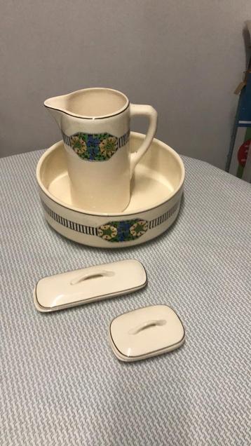 Allerlei te koop beschikbaar voor biedingen