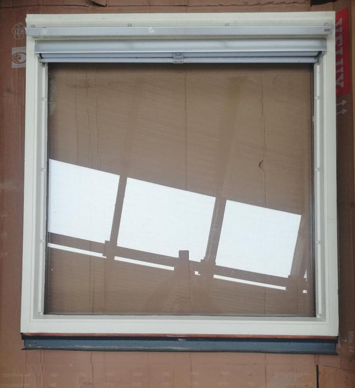 Velux GGL 4 alleen het beweegbaar deel., Bricolage & Construction, Vitres, Châssis & Fenêtres, Utilisé, Lucarne, 80 à 120 cm, 80 à 120 cm