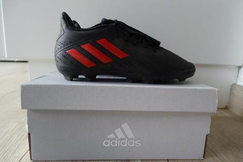 Voetbalschoenen Adidas maat 31, Sport en Fitness, Voetbal, Gebruikt, Schoenen, Ophalen of Verzenden
