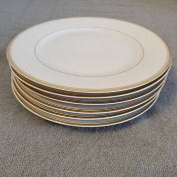 porseleinen borden Kantersteen wit/goud, Huis en Inrichting, Keuken | Servies, Ophalen of Verzenden, Gebruikt, Porselein, Bord(en)
