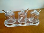 Set de 3 pots en acrylique avec couvercle et cuillère, Enlèvement ou Envoi, Comme neuf, Autres matériaux, Casserole, Bidon ou Boîte