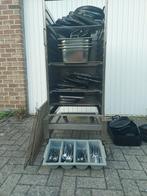 Horeca benodigdheden met rvs kar, Ophalen