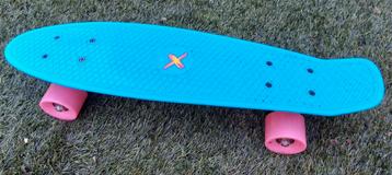 Xscape 23" skateboard beschikbaar voor biedingen
